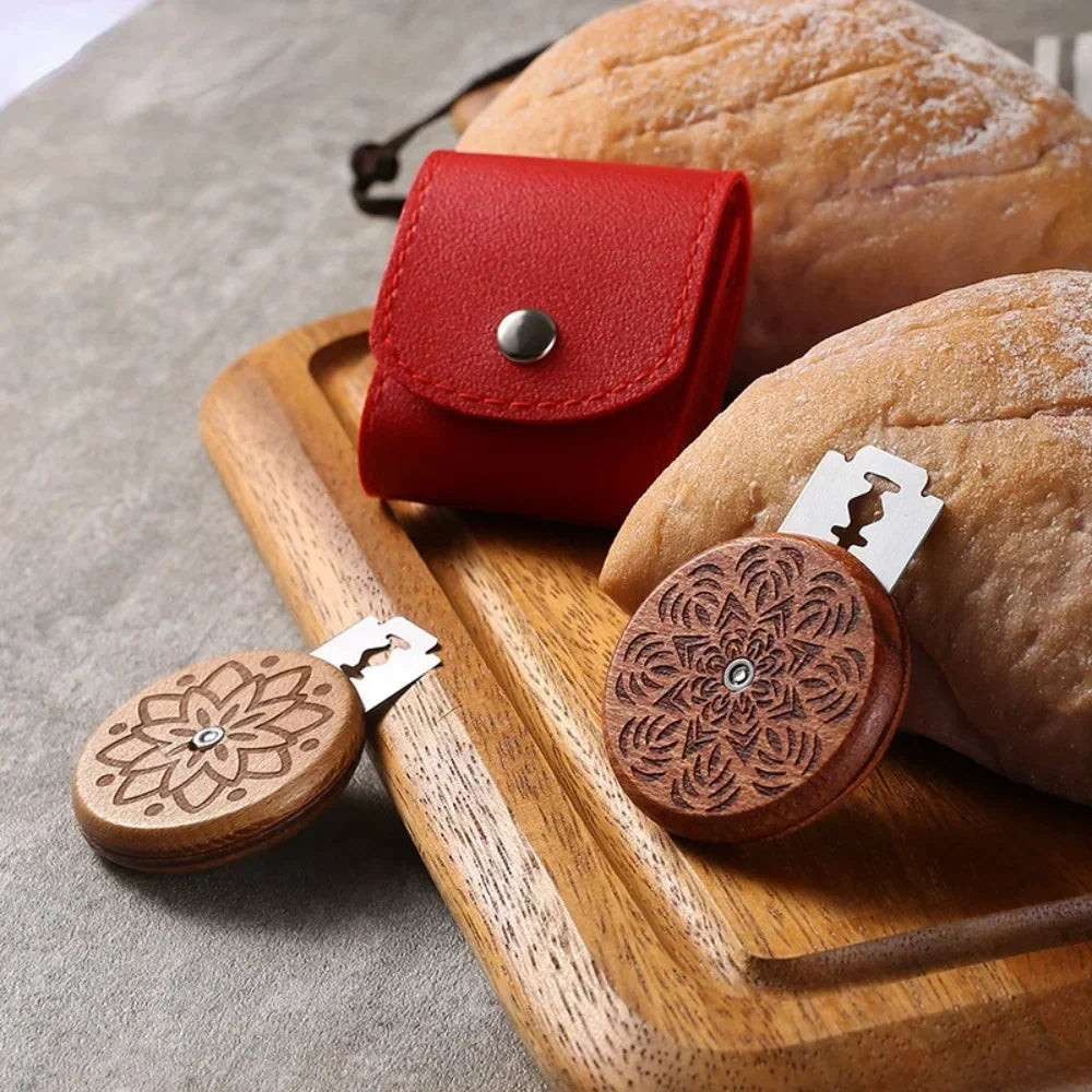 Bread Lame Cutter for Homemade Sourdough,Bread Scorer Tool for Sourdough with 5 Blades and Storage Cover,Slashing Tool Bread Cutting Knife for Artisan Bread and Baguette Makers,Circle